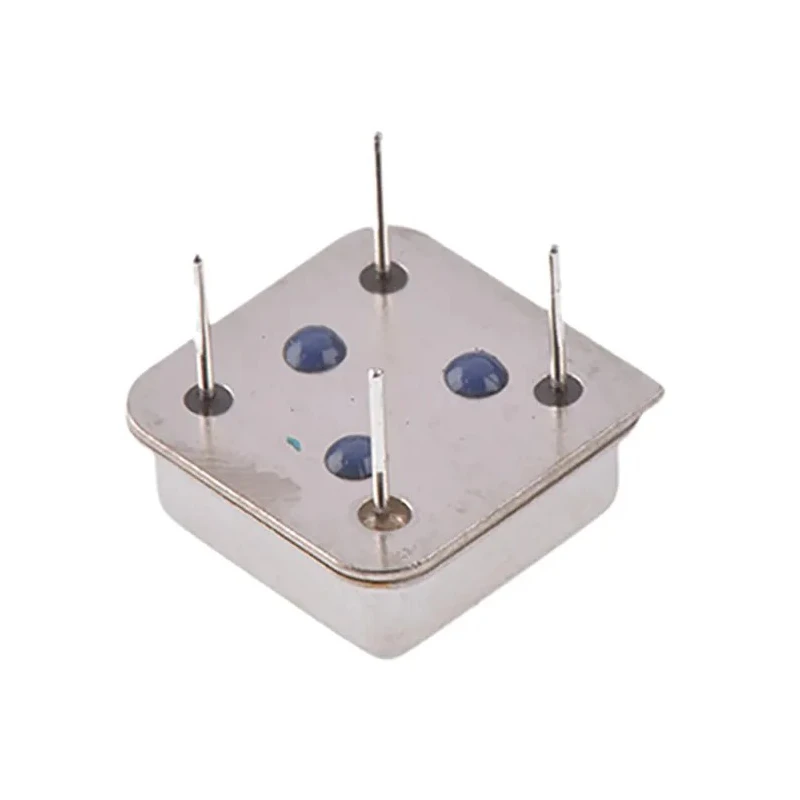 QANTEK 12MHz XO Oscillator ±50 ppm HCMOS 8-Pin PDIP QX8T50B12.00000B50TT