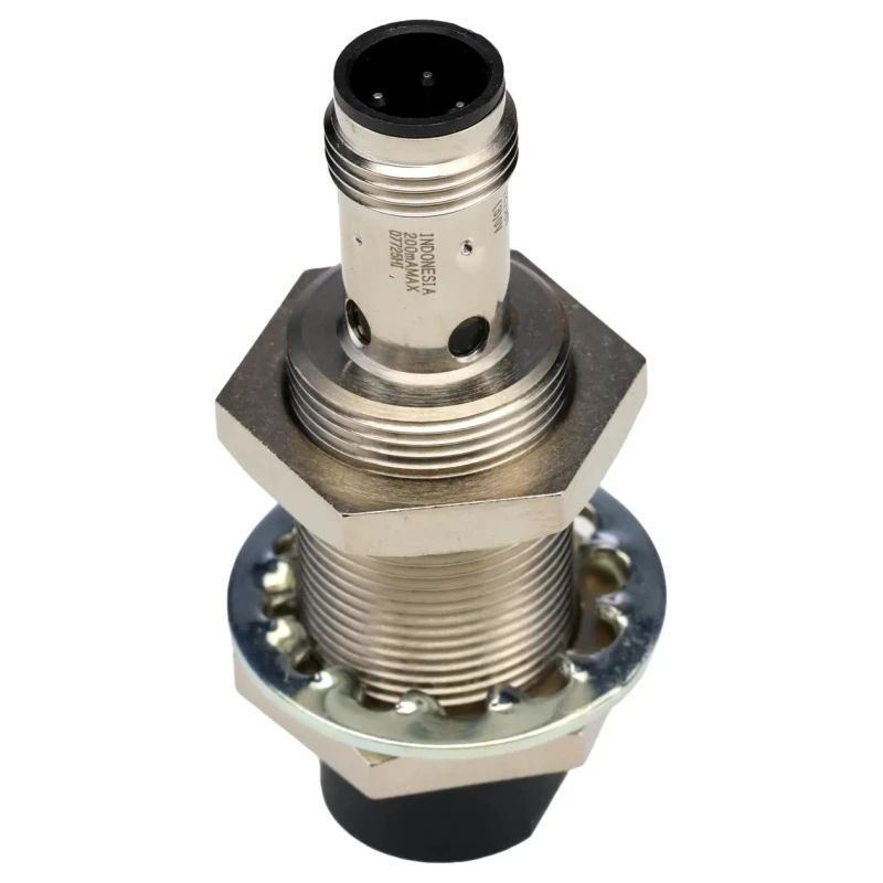 Omron Threaded Barrel Inductive Proximity Sensor M18 NPN 24V DC 16mm Detection 200mA E2B-M18KN16-M1-C2