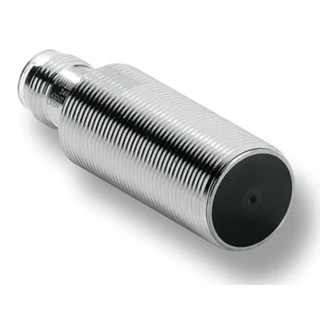 Omron Threaded Barrel Inductive Proximity Sensor M8 x 1 NPN 24V dc 4 mm Detection 200mA E2B-S08LN04-MC-C2
