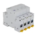 Schneider Electric Acti9 Terminal Block for Use with Acti9 Isobar B Type Distribution Board Direct Connection 