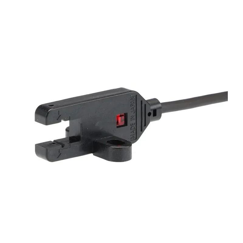 Omron Through Beam Photoelectric Sensor Fork Style Infrared 5 mm Detection Range NPN Output IP60 EE-SX772A 2M