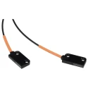 Omron Plastic Fibre Optic Sensor 4000 mm Detection Range PNP NPN Output IP50 E32-T16PR 2M