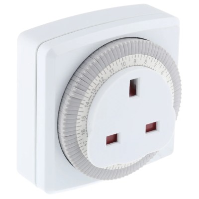 Timeguard 230V AC SPDT Digital Timer Switch TG24