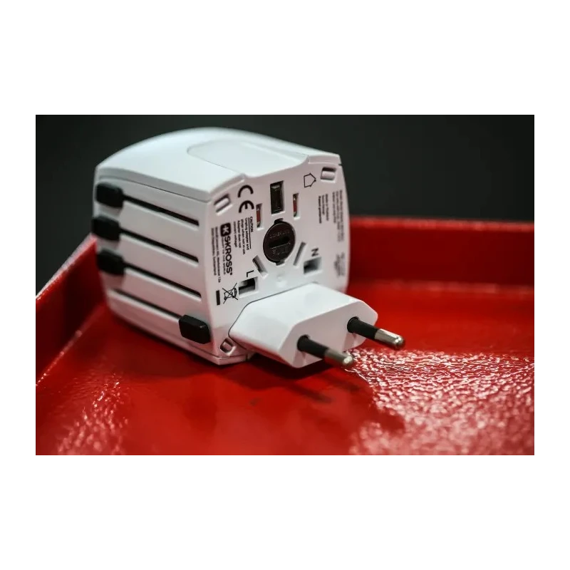 SKROSS Travel Adapter China, UK, Europe, USA, Australia, Japan, 2.5A Current, 250V Voltage 824-6077