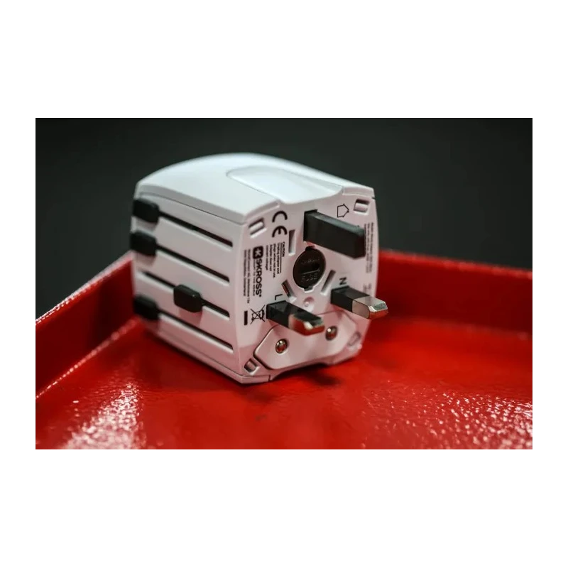 SKROSS Travel Adapter China, UK, Europe, USA, Australia, Japan, 2.5A Current, 250V Voltage 824-6077