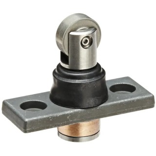 Omron Roller Plunger Limit Switch, 1 NO/1 NC Contact, Rated Metal Housing, 17.65N Operating Force, Mechanical Life 10 IP67