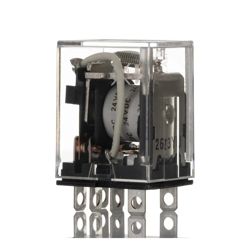 Omron Power Relay 24V DC Coil, 10A Switching Current, DPDT Configuration LY2-D 24VDC