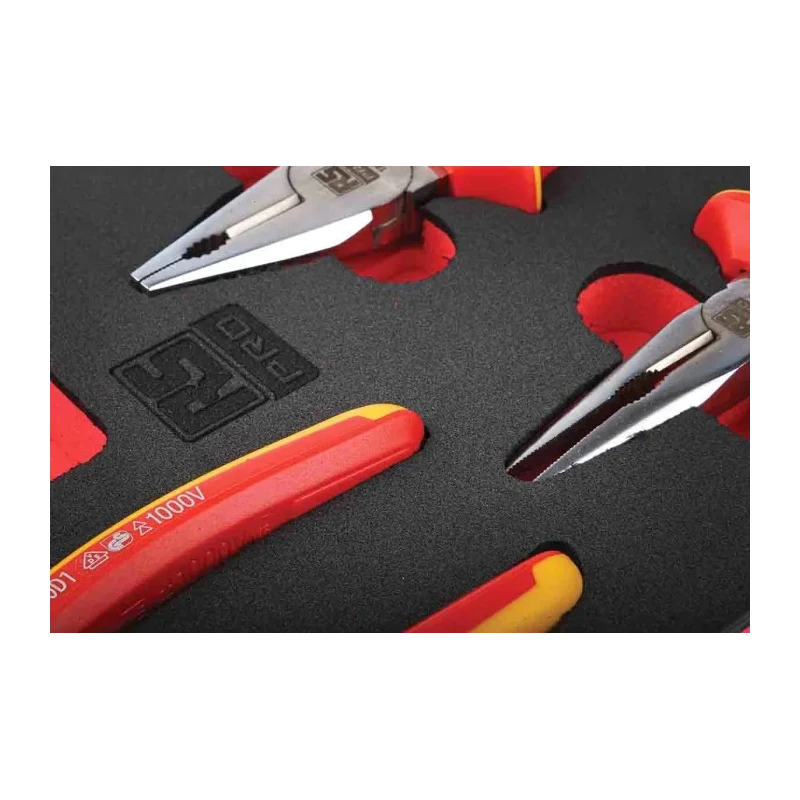 RS PRO 3-Piece VDE Insulated Plier Set Combination Cutters Long Nose Pliers 833-5931