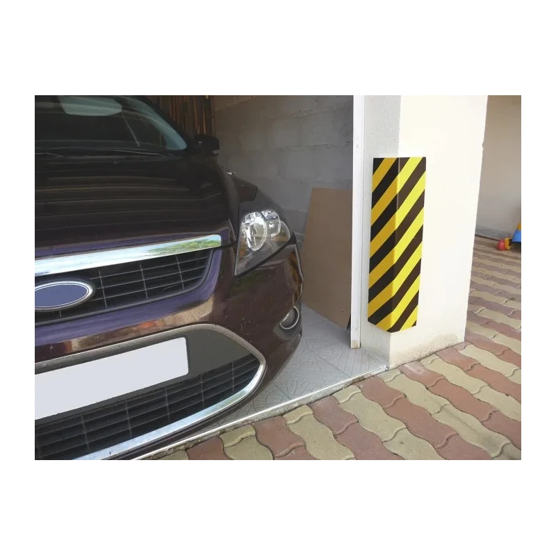 RS PRO Black Yellow Impact Protector, Corner, EVA Material, 750 mm x 300 mm x 25 mm 840-0616
