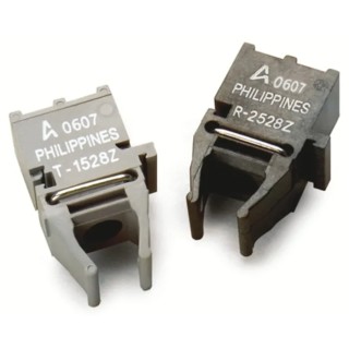 Broadcom 10 MBd Fibre Optic Transmitter, Square Versatile Link Connector, Snap-in Mount, 662 nm Peak Sensitivity HFBR-1528Z