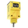 Banner Diffuse Photoelectric Sensor Block Style 1.8 m Detection Range Relay Output IP67 Protection Q45VR3DL