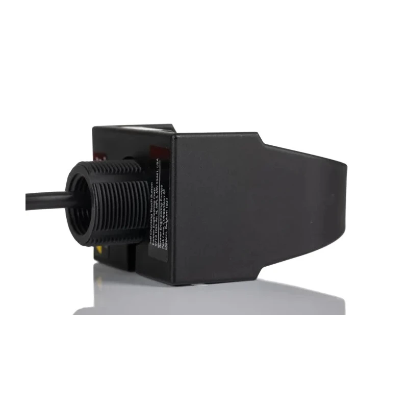 Banner Push Button Switch, Momentary, Panel Mount, 30.2 mm Cutout, SPDT Contact, Red LED, IP66, 30 V OTBVN6