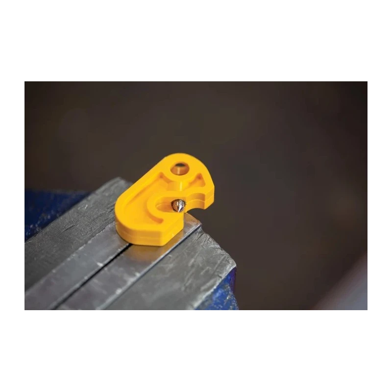 RS PRO Yellow 1-Lock ABS Miniature Circuit Breaker Lockout 7.65mm Shackle Diameter 862-5203