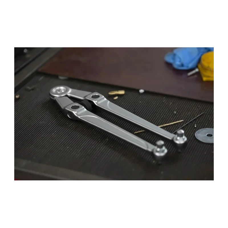 Facom Adjustable Spanner with 100 mm Jaw Capacity, 245 mm Overall Length, Chrome Vanadium Steel Metal Handle 117.B