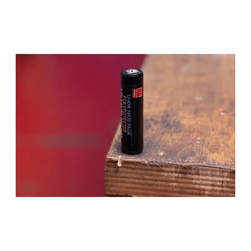 RS PRO 3.7 V Lithium-ion 18.9 mm 2.6 Ah Rechargeable Battery 880-1558