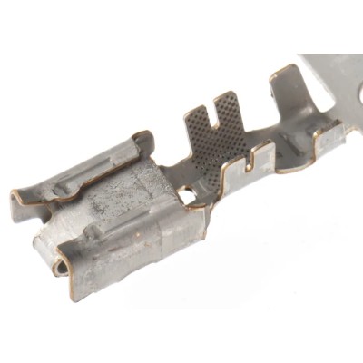 Delphi Metri-Pack 630 Female Socket Automotive Connector Terminal 20.4mm Length 6.5mm Diameter 12033997