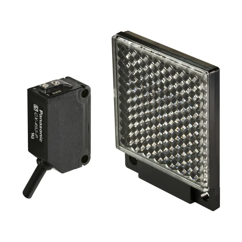 Panasonic Retroreflective Photoelectric Sensor, Block Sensor, 24V DC, 5 m Detection Range, IP67 CX-493-Y