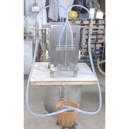 volumetric-bottle-filling-machine-7664