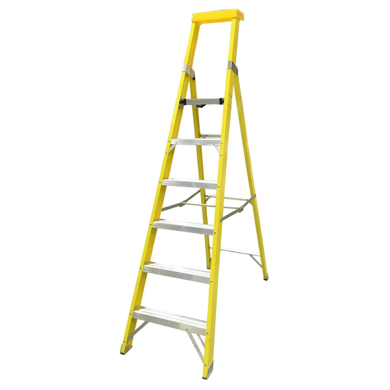 RS PRO Fibreglass 6 Steps Step Ladder 1.65m Platform Height, 3.24m Open Length 914-3474