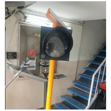 solar-signal-lights-8515