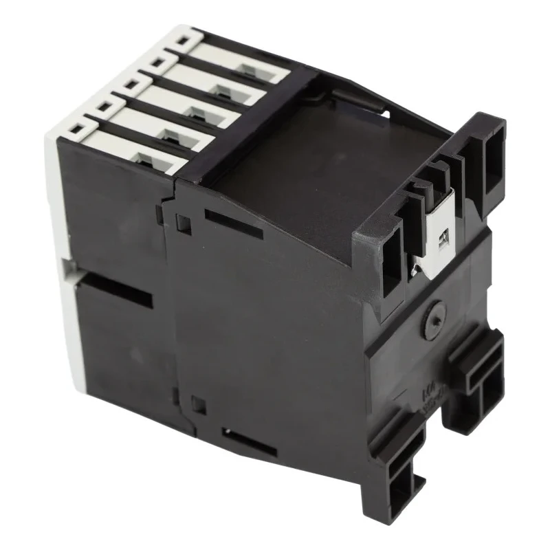 Eaton DILM Contactor 24V AC Coil, 3-Pole, 7 A, 3 kW Power Rating, 3 NO Contacts, 400V AC, DIN 276589 DILM7-01(24V50/60HZ)