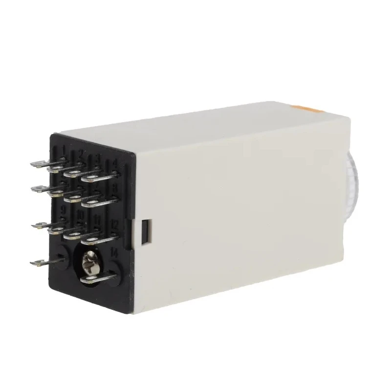 RS PRO Plug-In Time Delay Relay, 4-Contact, 110 V AC, ON Delay Function, 4PDT Switch Configuration 179-2966