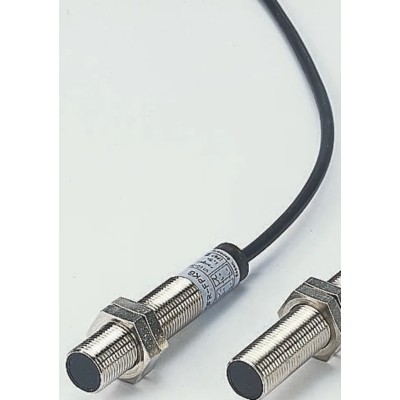 ifm electronic Retroreflective Photoelectric Sensor, Barrel Style, 300 mm to 800 mm Detection Range, PNP Output OF5024