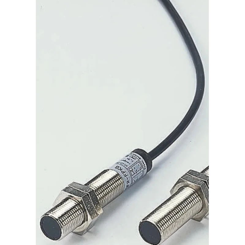 ifm electronic Retroreflective Photoelectric Sensor, Barrel Style, 300 mm to 800 mm Detection Range, PNP Output OF5024