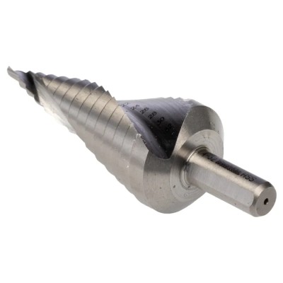 Makita High-Speed Steel (HSS) Step Drill Bit 4 to 32 mm Drill Diameter, Tri-Flat Shank 6mm D-40163
