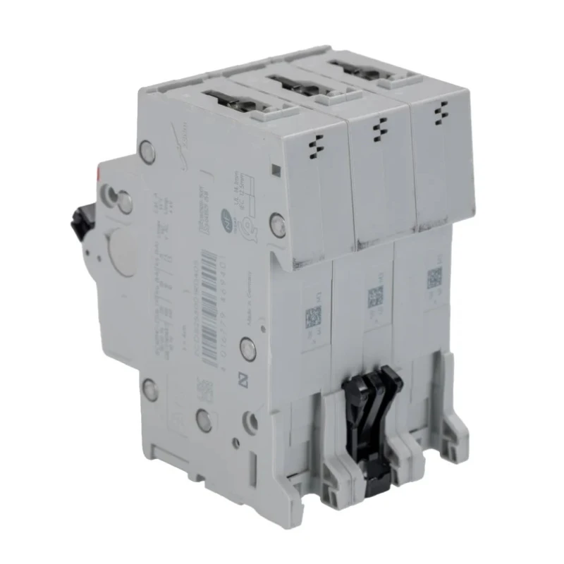 ABB Miniature Circuit Breaker 3-Pole 40A Type B 400V AC 10 kA Breaking Capacity System Pro M 2CDS253001R0405 S203-B40