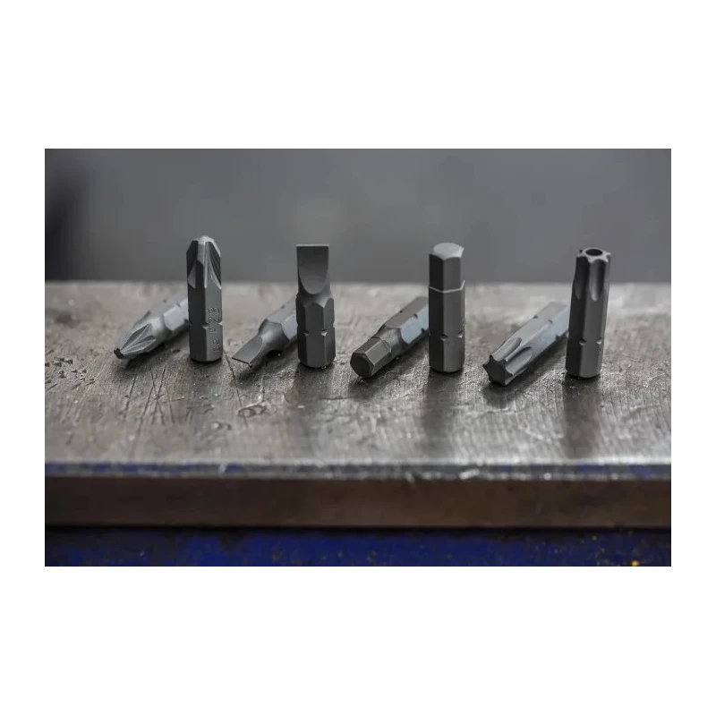MTI Hex, Phillips, Pozidriv, Slotted, Torx Screwdriver Bit Set 100 Pieces 560-800