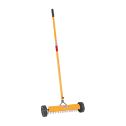 falcon-premium-manual-aerator-rake-with-wheels-fpar-1313-65920