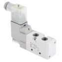 SMC Pneumatic Solenoid Valve 5/2 Solenoid/Spring G VF3000 Series 120V AC 