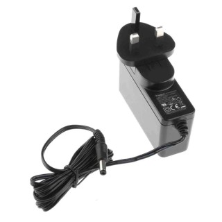 RS PRO 12V 24W AC/DC Adapter Global Plug 2.1 x 5.5 x 11 mm Centre Positive Output 2A 126-2120