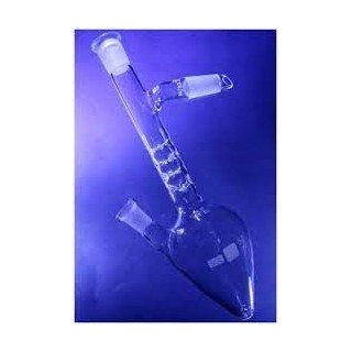 flasks-pear-shaped-vigreux-with-side-necke-used-in-laboratory-8653
