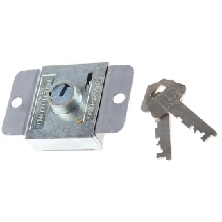 Euro-Locks a Lowe & Fletcher group Company Steel Padlockable Zinc Plated Dead Door Bolt 67mm 2201-5100CA