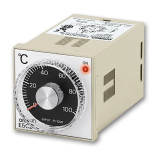 Omron DIN Rail Panel PID Temperature Controller 4 Input 4 Output Relay 240V AC On-Off E5C2-R20J 100-240VAC 0-400