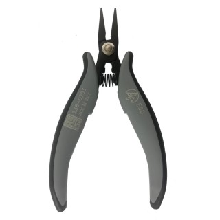 RS PRO 1-Piece Flat Nose Plier Smooth Jaw, 146mm Overall Length, 19mm Jaw Length, Carbon Steel, ESD Safe 238-0753