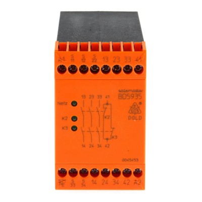 Dold Safety Relay Safety Interlock Switch 230V AC 3 Safety Contacts 1 Auxiliary Contact BD5935.48 AC50/60Hz 230V