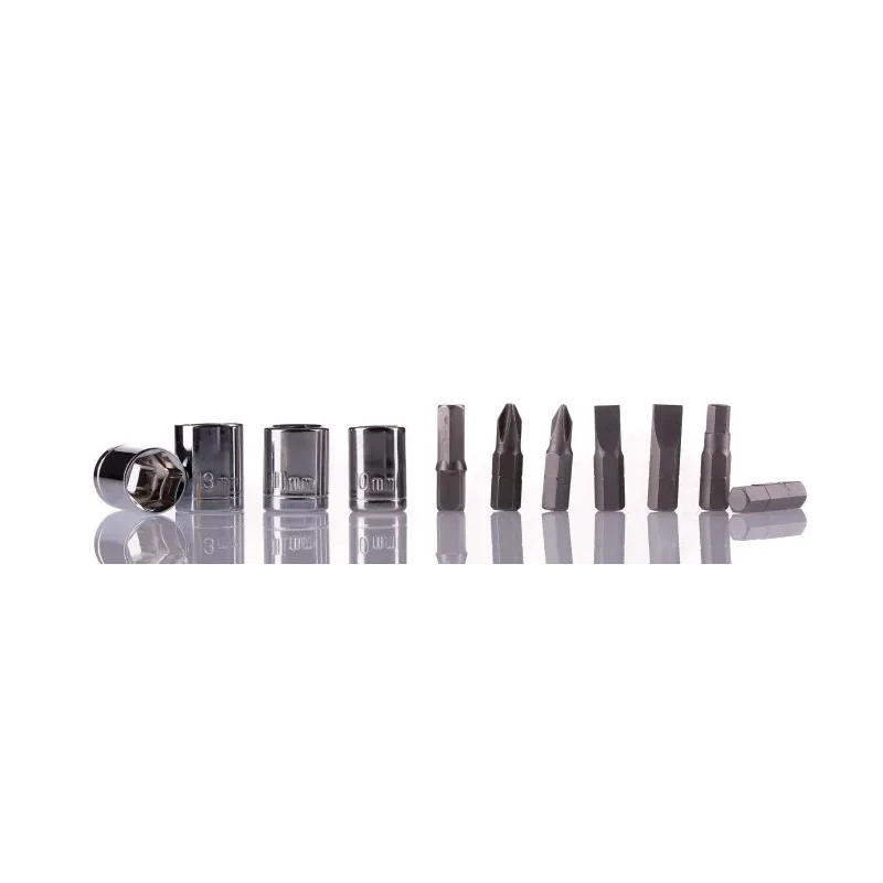 Stanley Professional 14-Tool Multitool Knife Thermoplastic Rubber Handle 128 mm Closed Length STHT0-70695