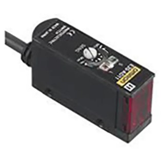 Omron Diffuse Photoelectric Sensor Block, Infrared Light Source, NPN Output, IP67, 100 mm Detection Range E3S-AD63