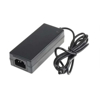 RS PRO AC/DC Power Adapter IEC 320 C14 18V DC Output 3.5A 63W 2.1 x 5.5 x 11 mm Centre Positive 204-7565