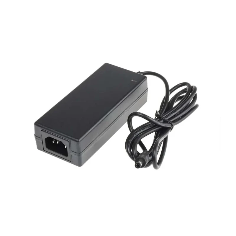 RS PRO AC/DC Power Adapter IEC 320 C14 18V DC Output 3.5A 63W 2.1 x 5.5 x 11 mm Centre Positive 204-7565
