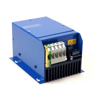 United Automation HVAC Power Regulator Enclosed Vertical Mount 55°C to 90°C AR410241