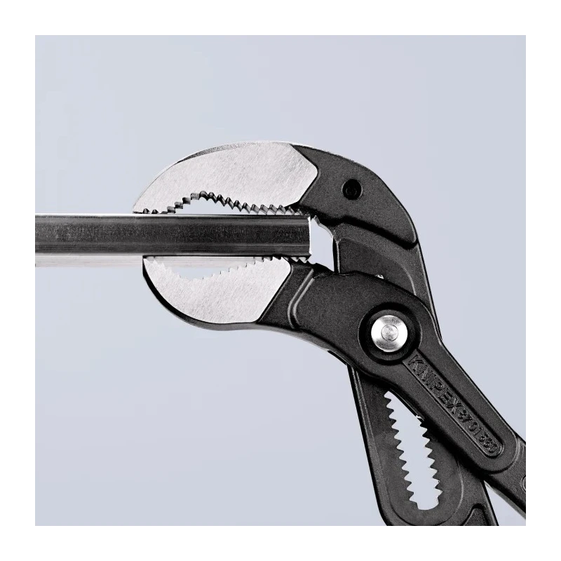 Knipex Cobra® XXL 1-Piece Water Pump Plier 560mm Overall Length, 120mm Jaw 20 Position Adjustment 8701560