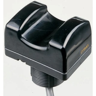 Banner Push Button Switch SPDT, 30 V dc 250 V ac, 30.2 mm Cutout, Black Actuator, Series OTB OTBA5