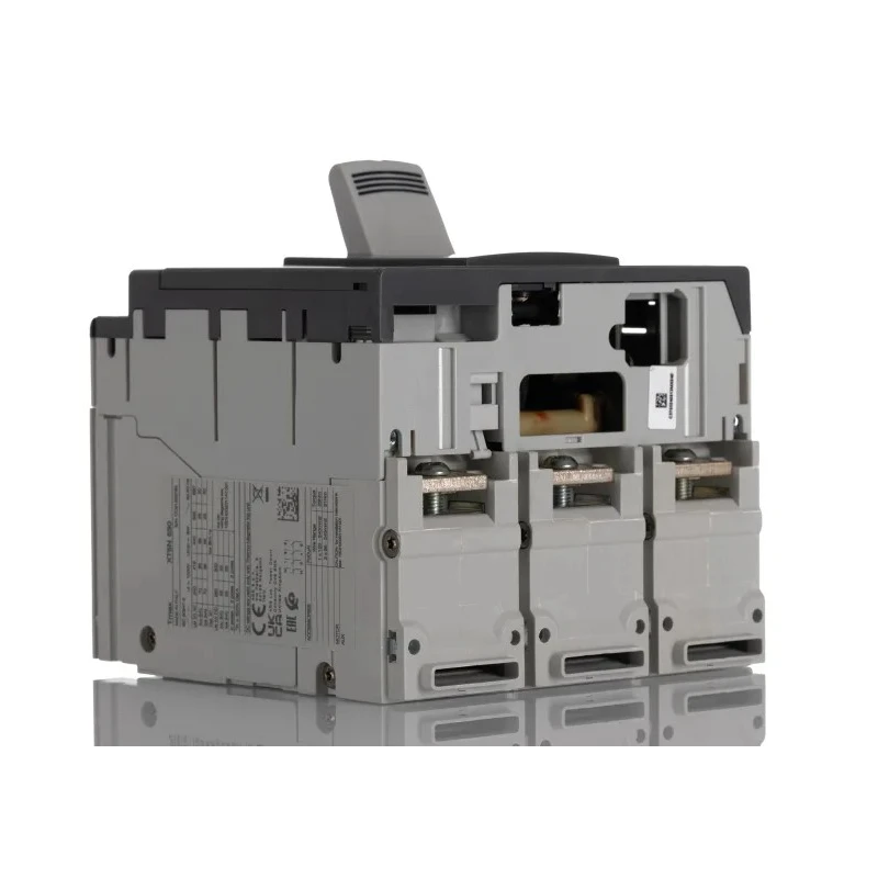 ABB Molded Case Circuit Breaker MCCB 3-Pole 630A Breaking Capacity 70 kA Fixed Mount XT5N