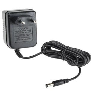 RS PRO 5 W 24V AC Output AC/AC Adapter Type C Plug 2.1 x 5.5 x 12 mm Centre Positive 200 mA 139-1766