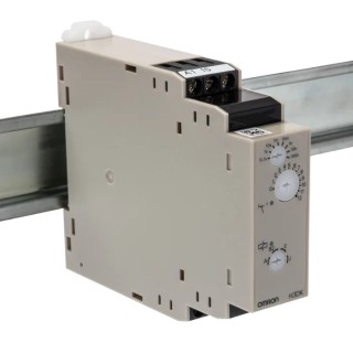 Omron H3DK Series DIN Rail Timer Relay 1-Contact Multifunction, 12 to 240 V DC / 12 V AC, 0.1 s to 1200 h 