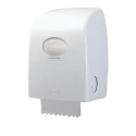 SCOTT Essential™ XL Roll Hand Towels 3540000 x 200 mm 1 Ply 6 Sheets 6687